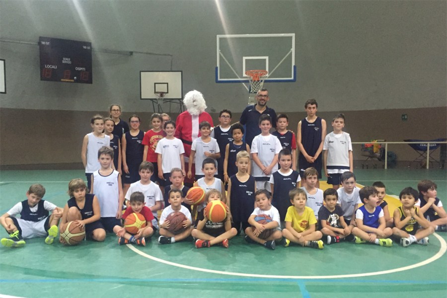 Festa di Natale minibasket BCR